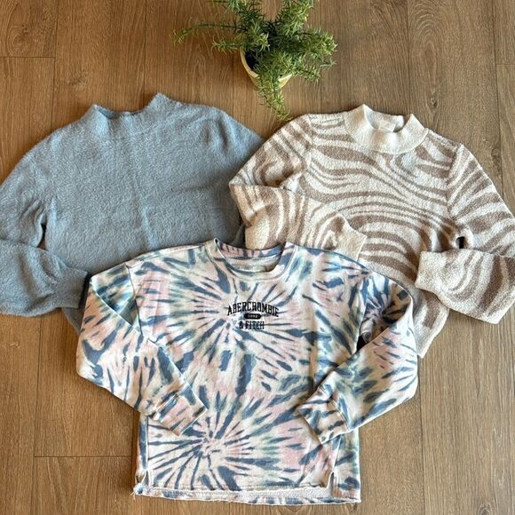 ((3 PIECE)) ABERCROMBIE GIRLS SWEATER AND SWEATSHIRT BUNDLE SIZE 11/12 - Picture 1 of 9